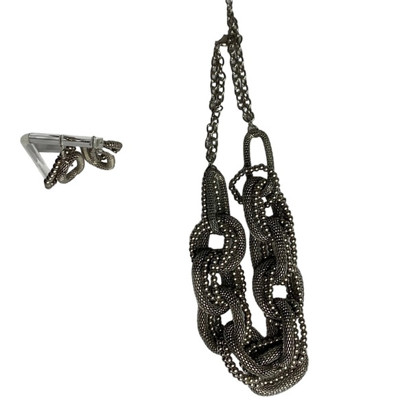 New with Tags Silver Large Chain Link Chocker w/ extension Necklace & Earrings - Picture 6 of 10